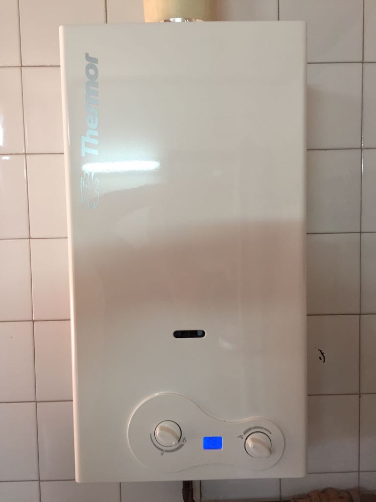 Instalación profesional de termo eléctrico de alta eficiencia energética en Islas Baleares
